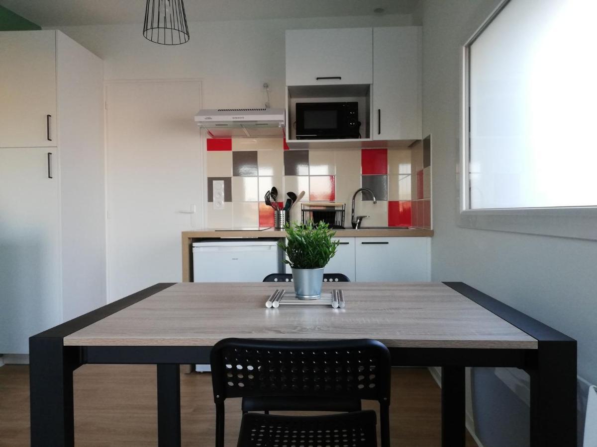 Studios Les 3 Eclats Saint-Laurent-sur-Sèvre Esterno foto